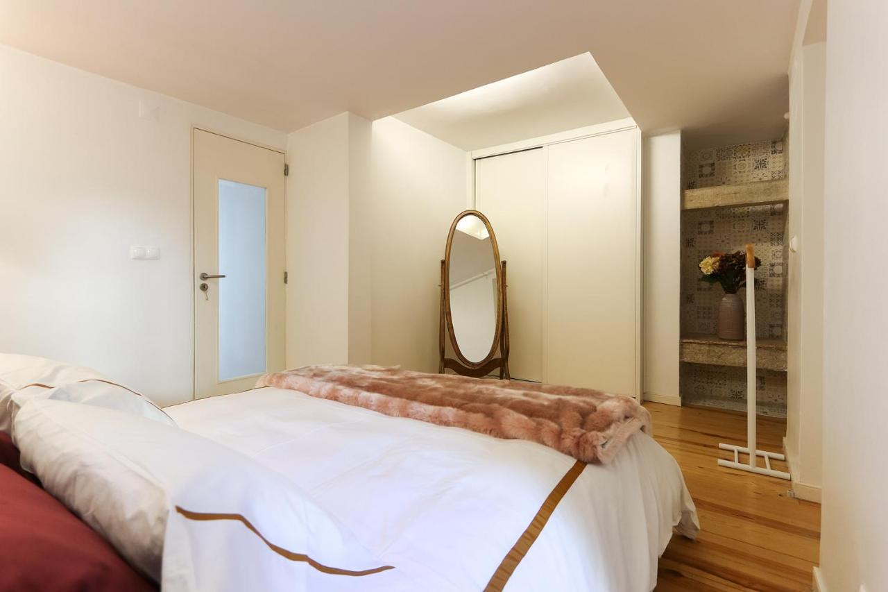 Charming And Stylish Downtown Apt In XIX Century Building Lisboa Kültér fotó