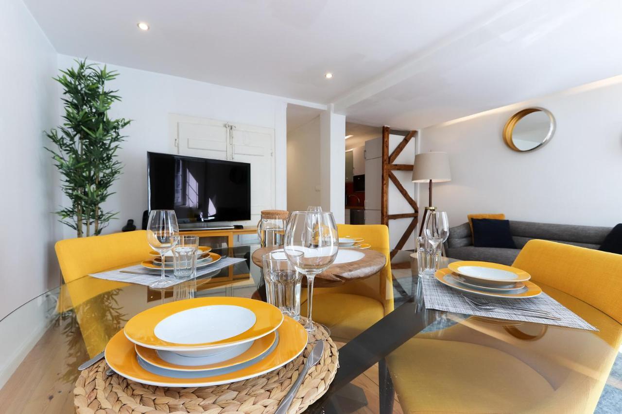 Charming And Stylish Downtown Apt In XIX Century Building Lisboa Kültér fotó
