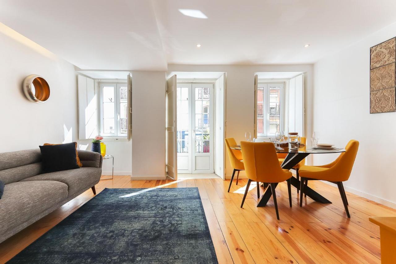 Charming And Stylish Downtown Apt In XIX Century Building Lisboa Kültér fotó
