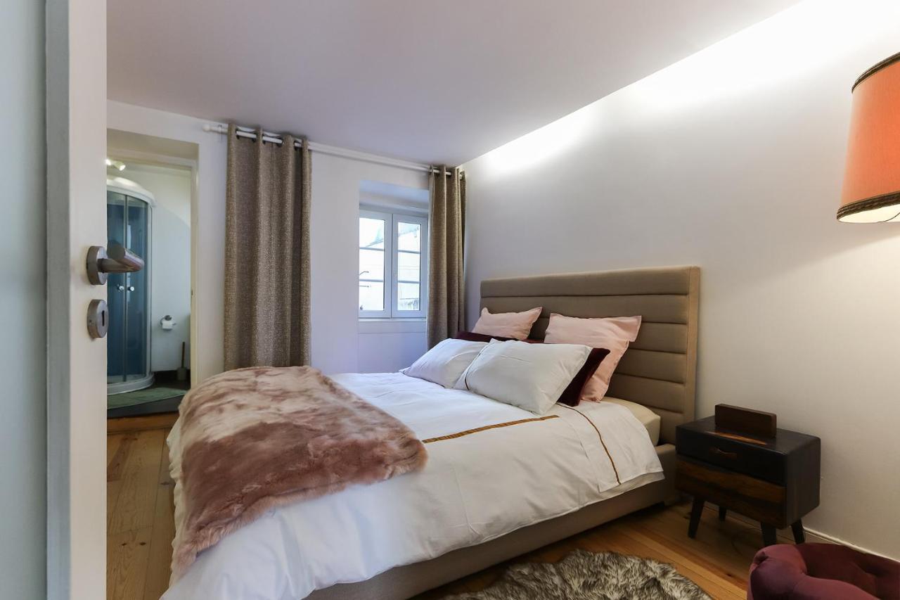 Charming And Stylish Downtown Apt In XIX Century Building Lisboa Kültér fotó