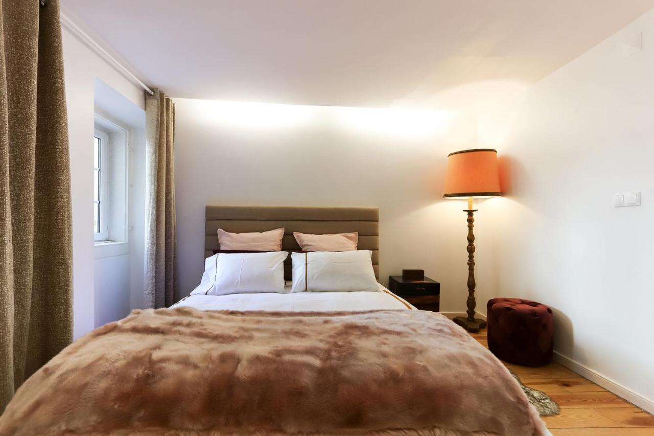 Charming And Stylish Downtown Apt In XIX Century Building Lisboa Kültér fotó