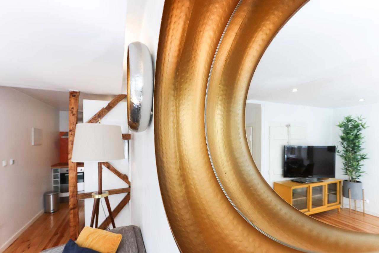 Charming And Stylish Downtown Apt In XIX Century Building Lisboa Kültér fotó